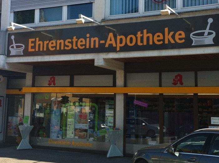 Fassadenbeleuchtung der Ehrenstein-Apotheke in Blaustein